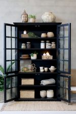 Marseille Vitrineskap Sort – 4 dører – 120 × 196 cm | Chic Antique - Bilde 3